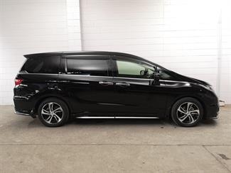 2016 Honda Odyssey - Thumbnail