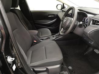 2020 Toyota Corolla - Thumbnail