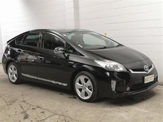 2012 Toyota Prius - Thumbnail