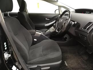 2012 Toyota Prius - Thumbnail