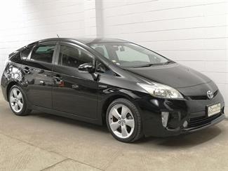 2012 Toyota Prius - Thumbnail