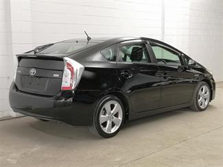 2012 Toyota Prius - Thumbnail