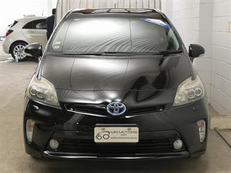 2012 Toyota Prius - Thumbnail