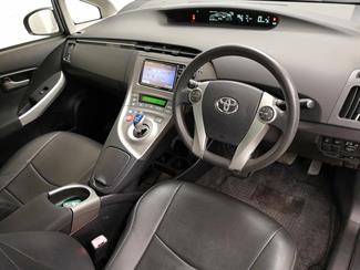 2012 Toyota Prius - Thumbnail