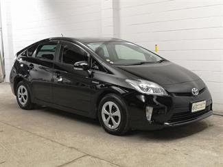 2013 Toyota Prius - Thumbnail