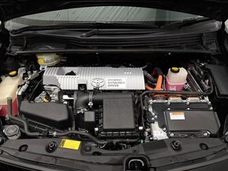 2013 Toyota Prius - Thumbnail