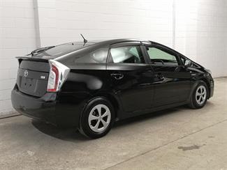 2013 Toyota Prius - Thumbnail