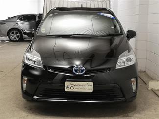 2013 Toyota Prius - Thumbnail