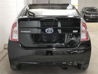 2013 Toyota Prius - Thumbnail