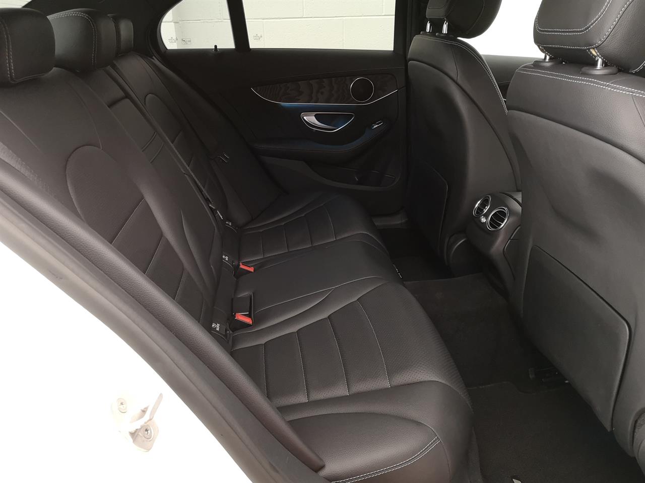 2015 Mercedes-Benz C 200