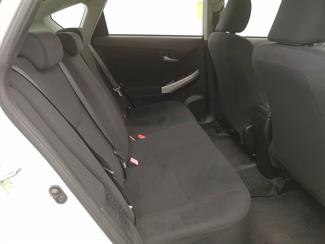 2014 Toyota Prius - Thumbnail