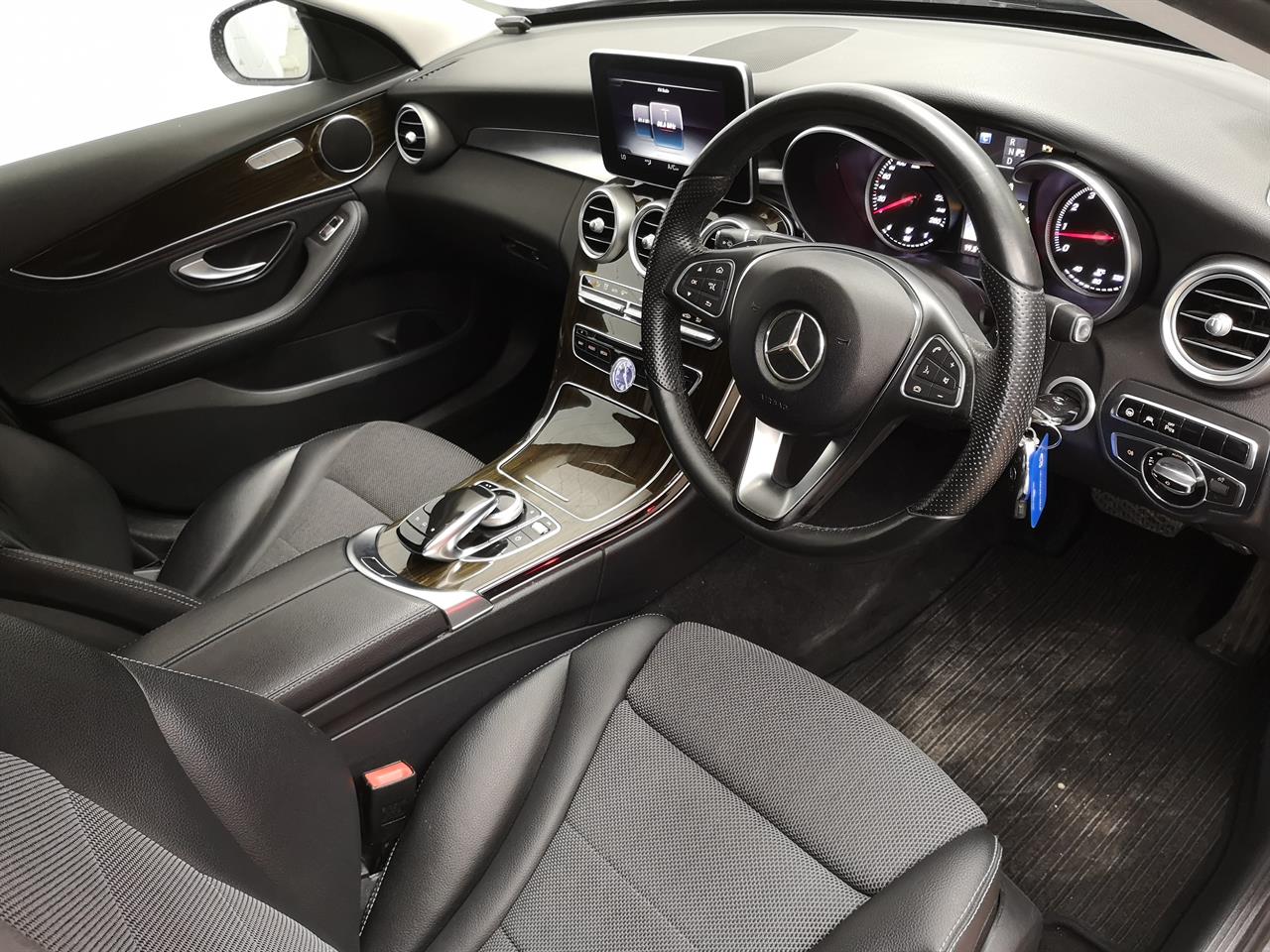 2016 Mercedes-Benz C 200