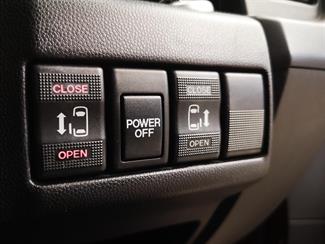 2012 Mazda Premacy - Thumbnail