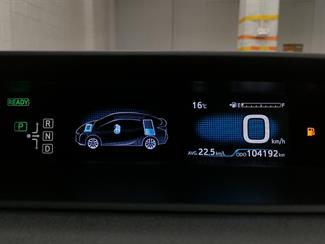 2016 Toyota Prius - Thumbnail