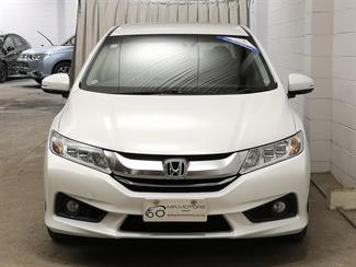 2015 Honda Grace - Thumbnail