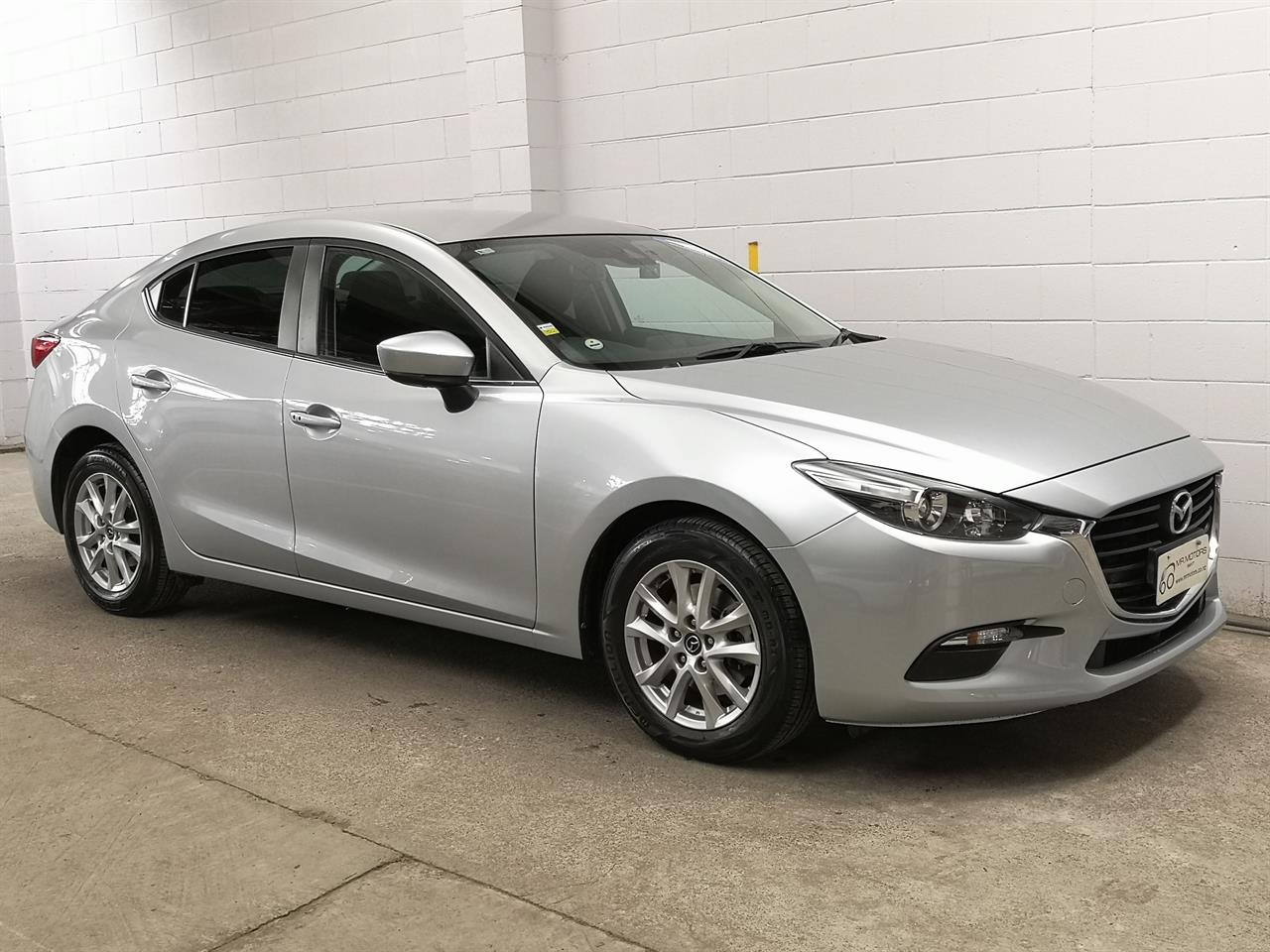 2017 Mazda Axela