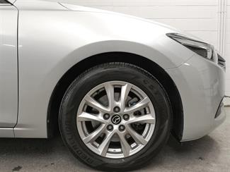2017 Mazda Axela - Thumbnail