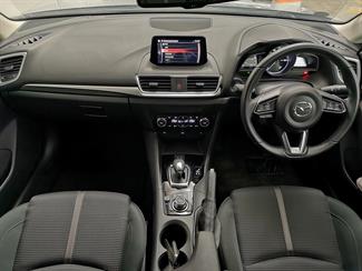 2017 Mazda Axela - Thumbnail