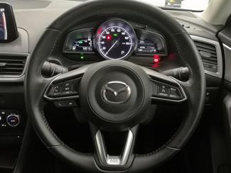2017 Mazda Axela - Thumbnail