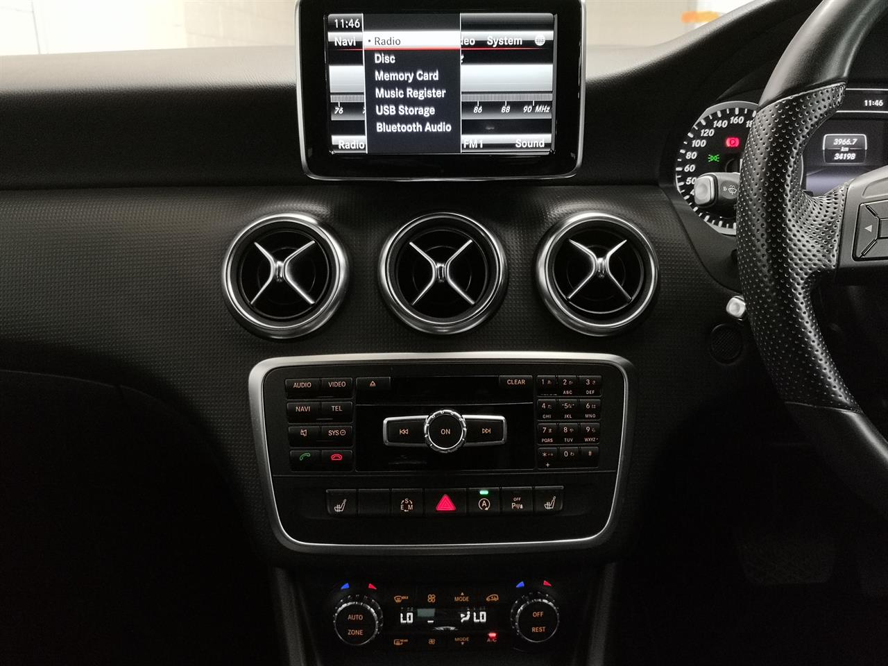 2015 Mercedes-Benz A 180