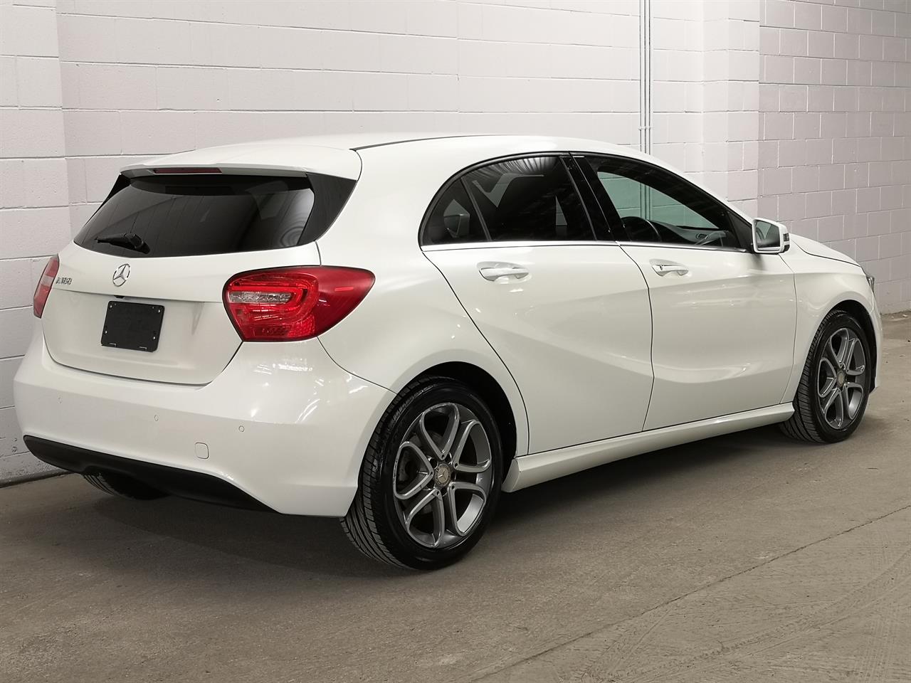 2015 Mercedes-Benz A 180