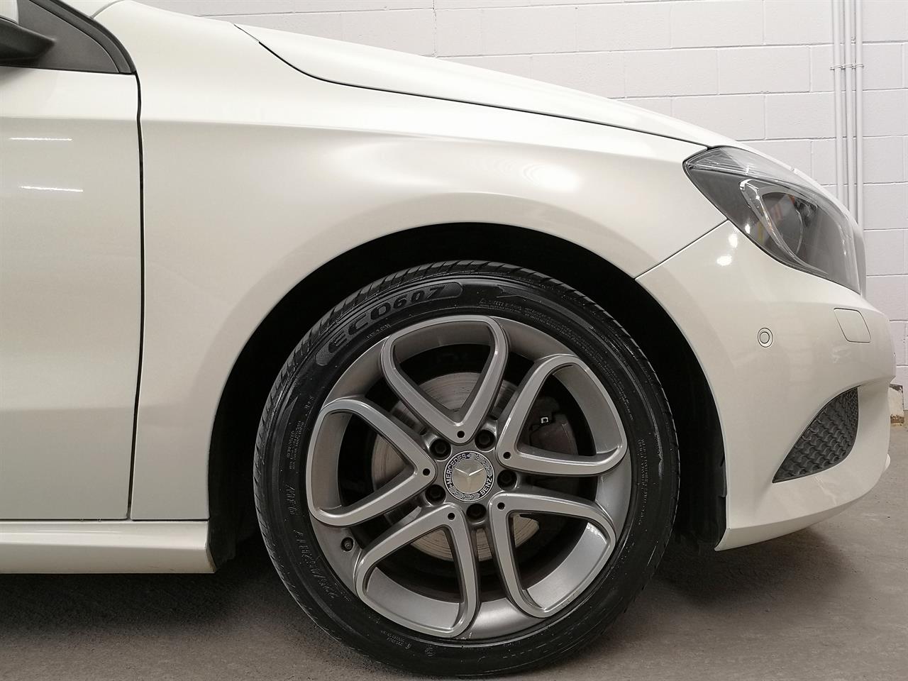 2015 Mercedes-Benz A 180