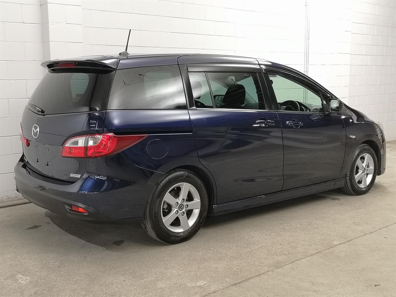 2013 Mazda Premacy