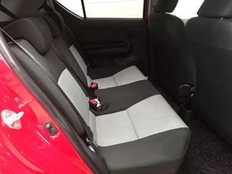 2014 Toyota Aqua - Thumbnail