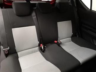 2014 Toyota Aqua - Thumbnail