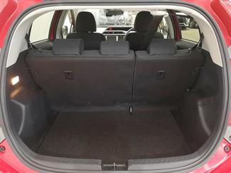 2014 Toyota Aqua - Thumbnail