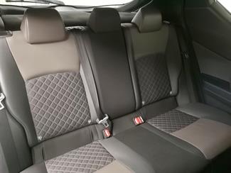 2020 Toyota C-HR - Thumbnail