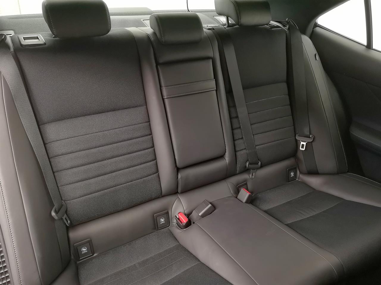 2013 Lexus IS 300H