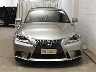2013 Lexus IS 300H - Thumbnail
