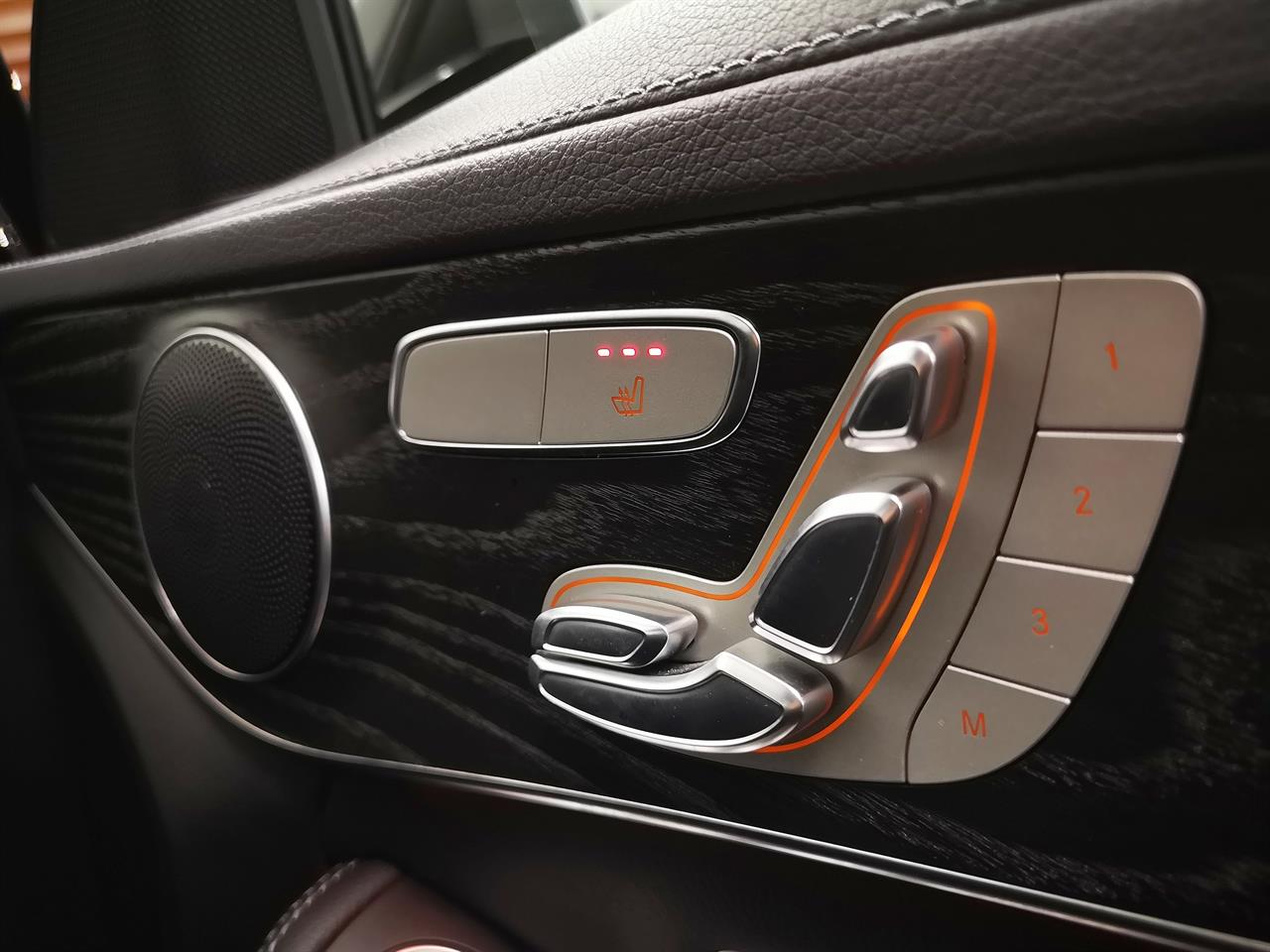 2015 Mercedes-Benz C 200