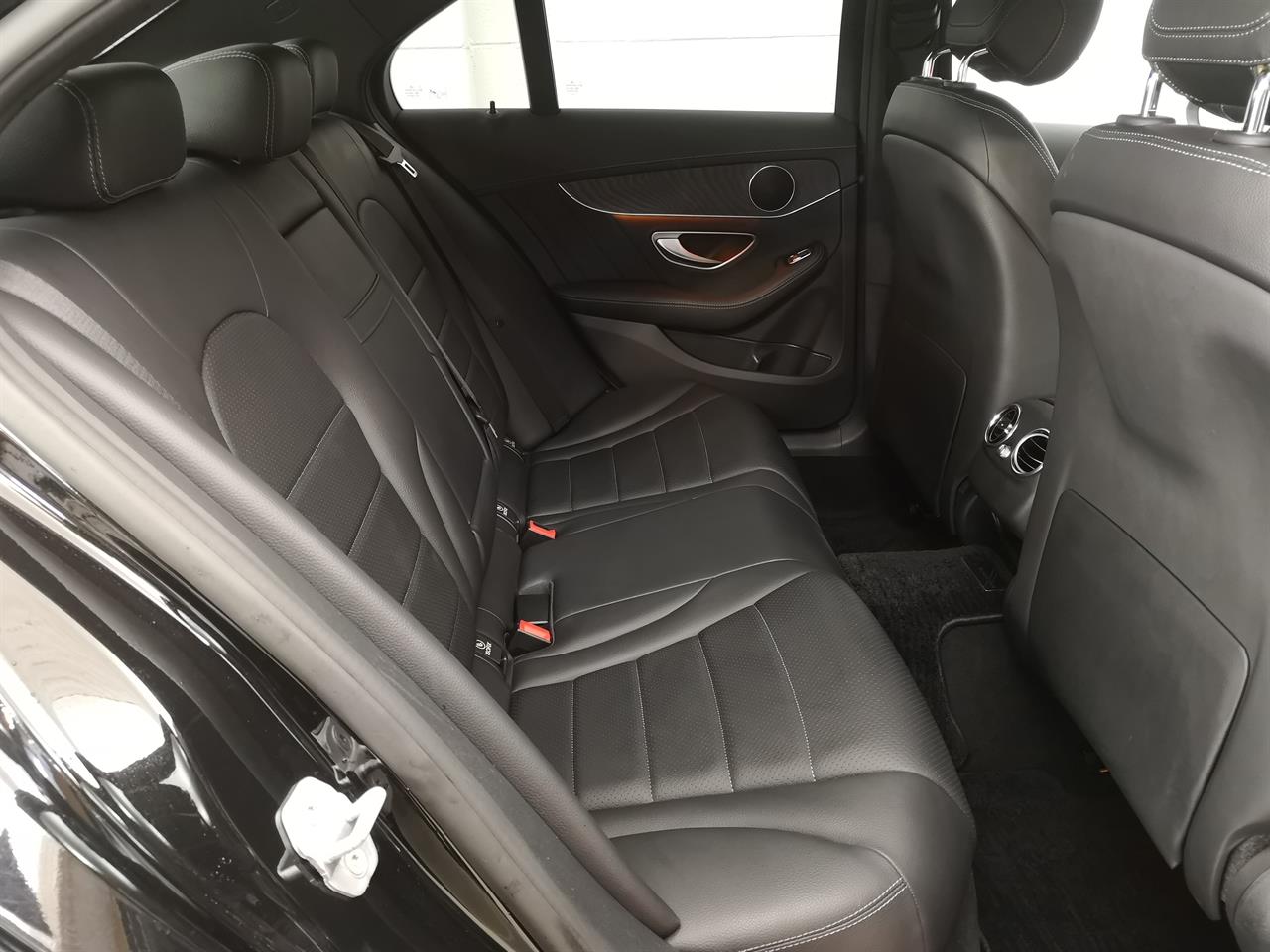 2015 Mercedes-Benz C 200