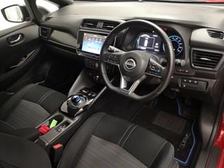 2021 Nissan Leaf - Thumbnail