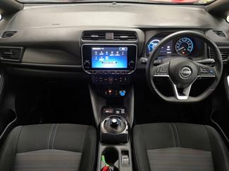 2021 Nissan Leaf - Thumbnail