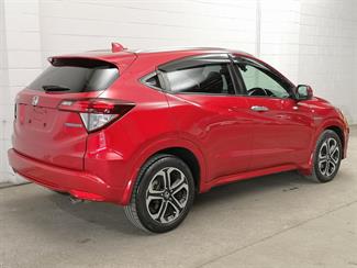 2016 Honda Vezel - Thumbnail