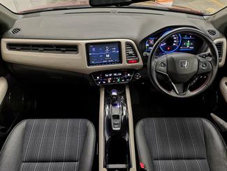 2016 Honda Vezel - Thumbnail