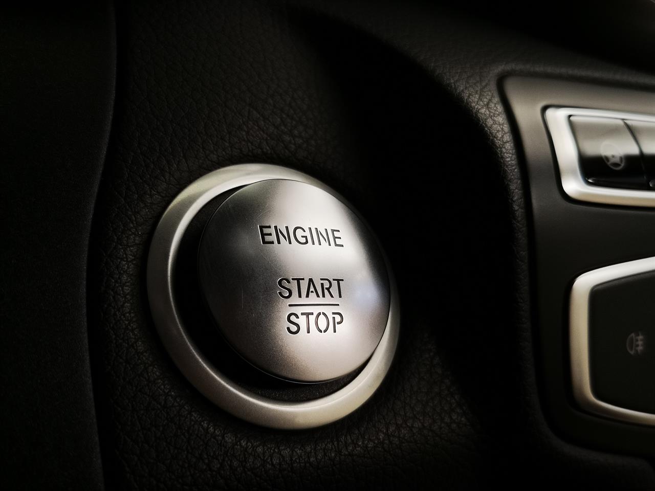 2016 Mercedes-Benz C 220