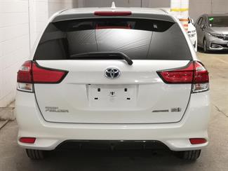 2017 Toyota Corolla - Thumbnail