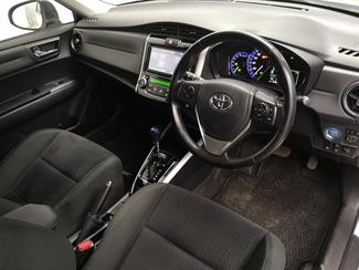 2017 Toyota Corolla - Thumbnail