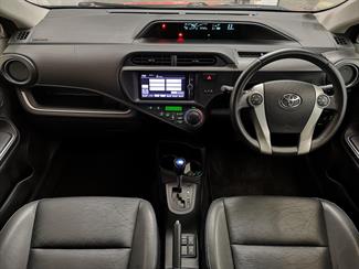 2014 Toyota Aqua - Thumbnail