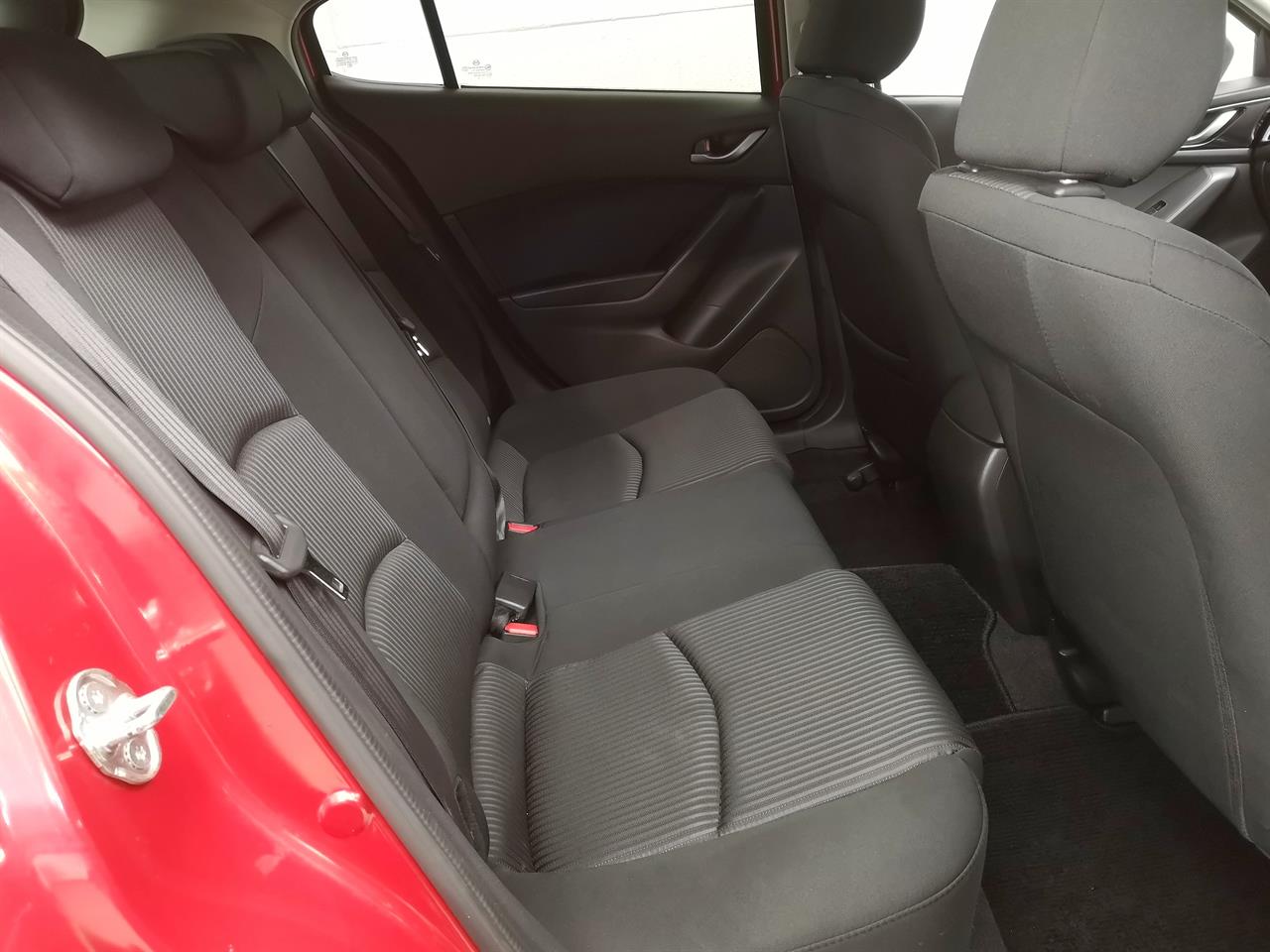 2015 Mazda Axela