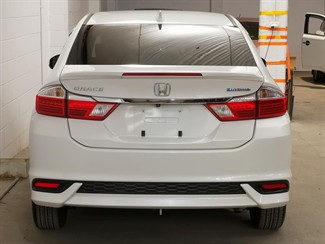 2018 Honda Grace - Thumbnail