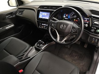 2018 Honda Grace - Thumbnail