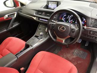 2016 Lexus CT 200H - Thumbnail