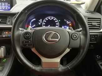2016 Lexus CT 200H - Thumbnail