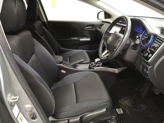 2015 Honda Grace - Thumbnail