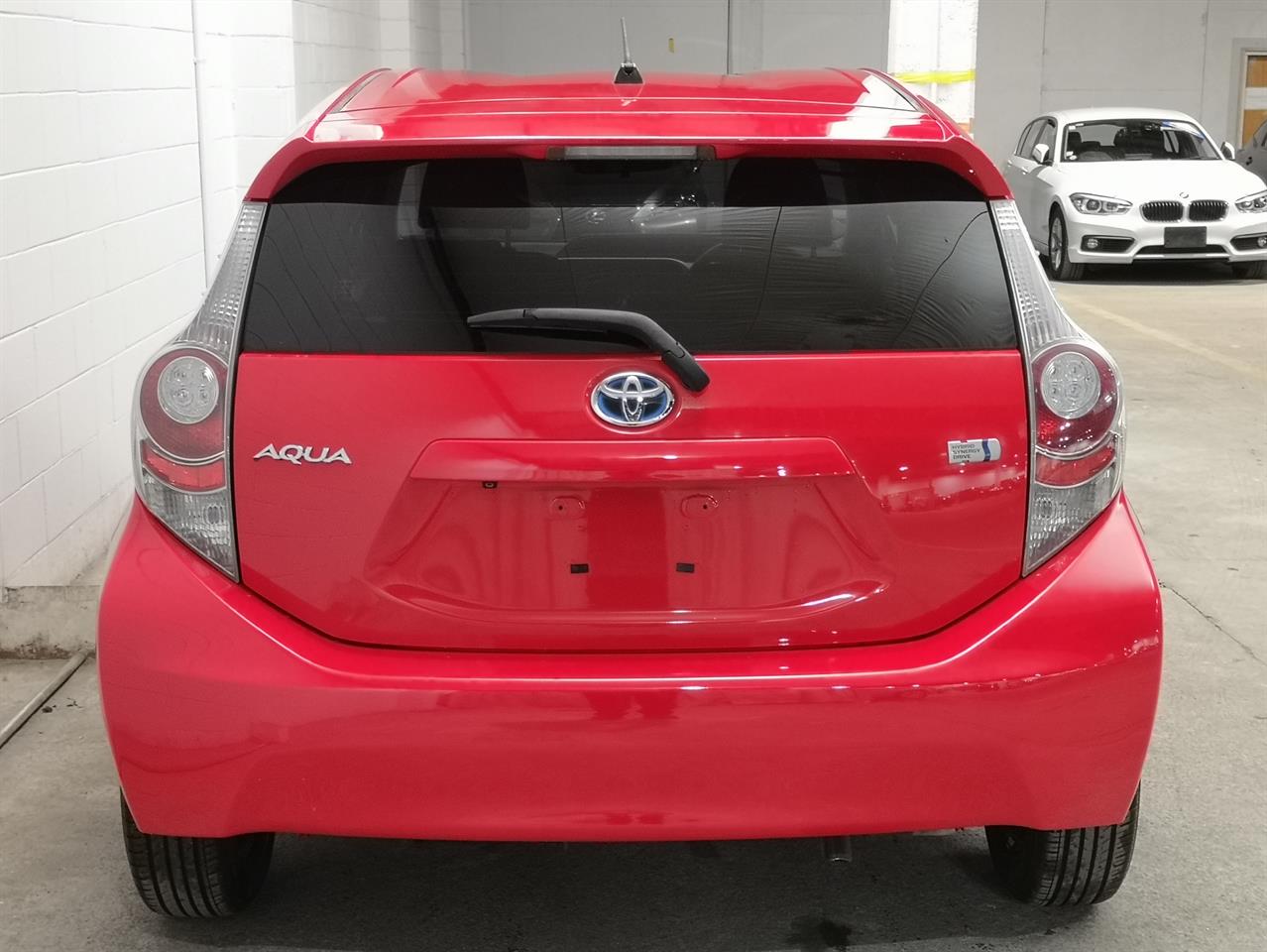 2013 Toyota Aqua